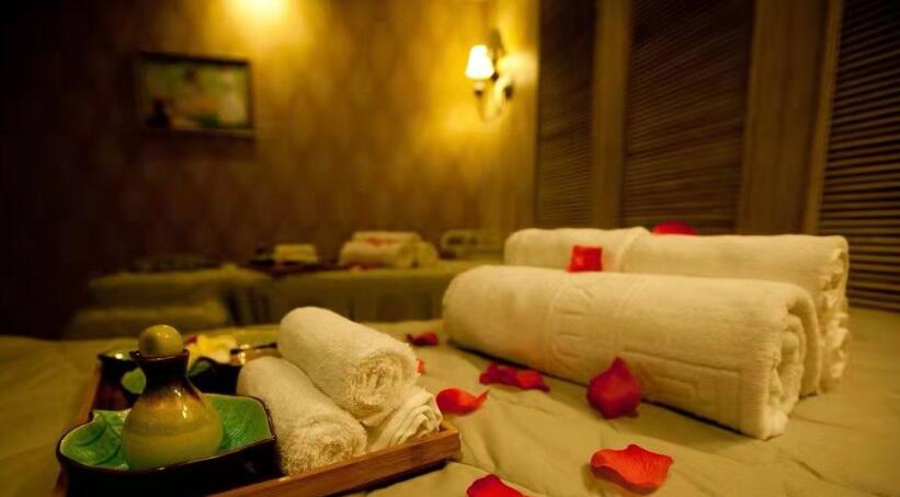 深圳福田区高端水疗spa会馆就这样带着清风月静抚慰了光阴悲喜